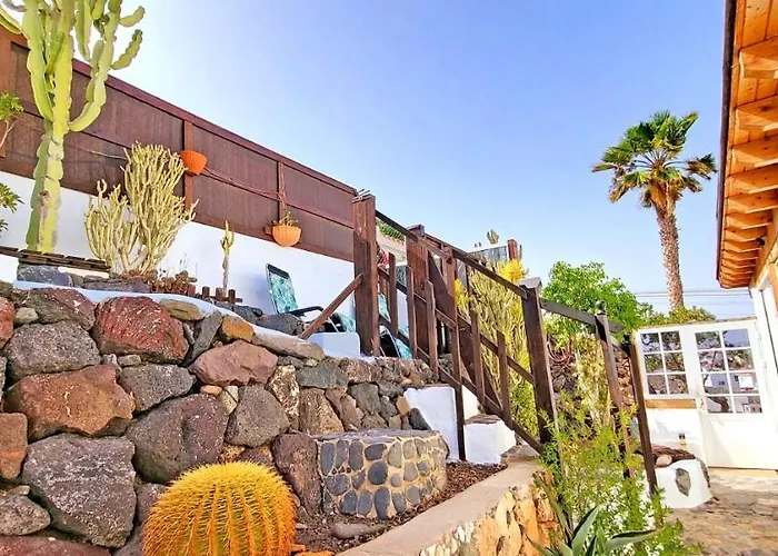 Apartman Casa La Isla - - Glasfaserinternet - Garten *